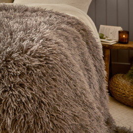 Mocha Faux Fur Throw, Luxury for Bed and Sofa