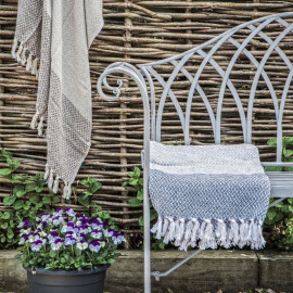 Outdoor Metal Garden bench – Distressed Grey